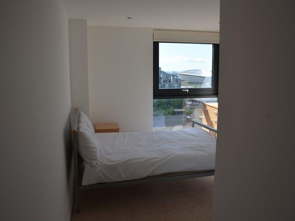 Glasgow Riverside Apartments Екстер'єр фото